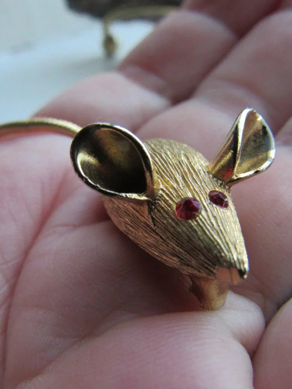 Gold Mouse Brooch Reticulated Tail